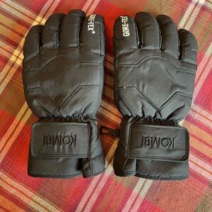 Kombi Black GORE-TEX Men's Gloves